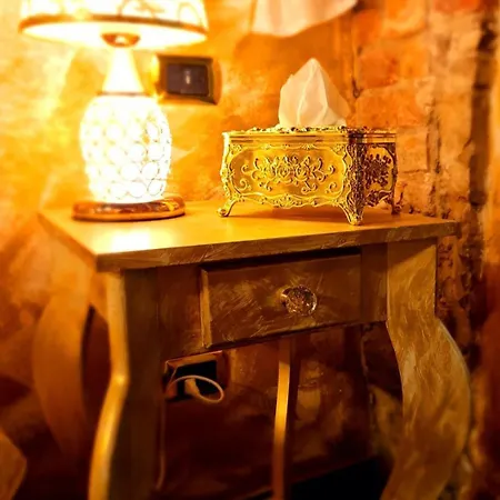 Отель для свиданий Caravaggio *